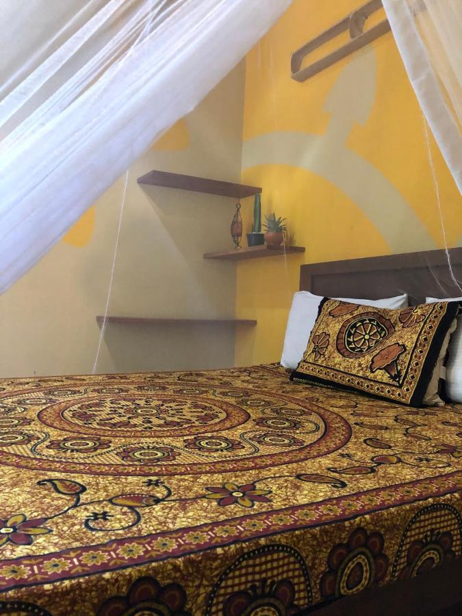 Kite House Cafe Bed & Breakfast Kalpitiya Exterior photo